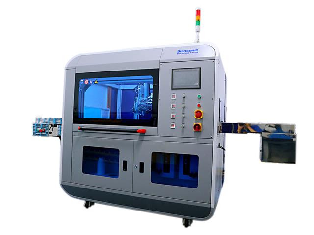 ultrasonic coating system with conveyor